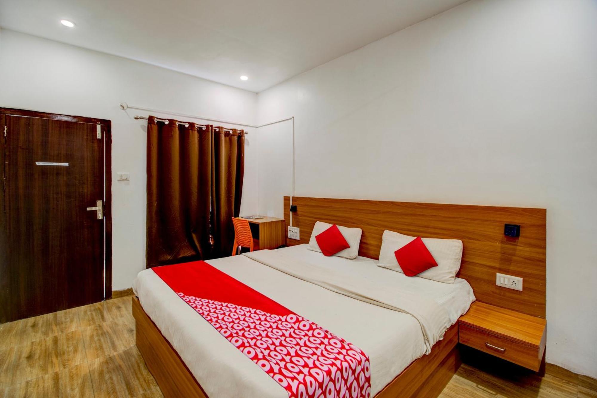 Hotel O Hill View Residency Near Aca Stadium غاواهاتي المظهر الخارجي الصورة