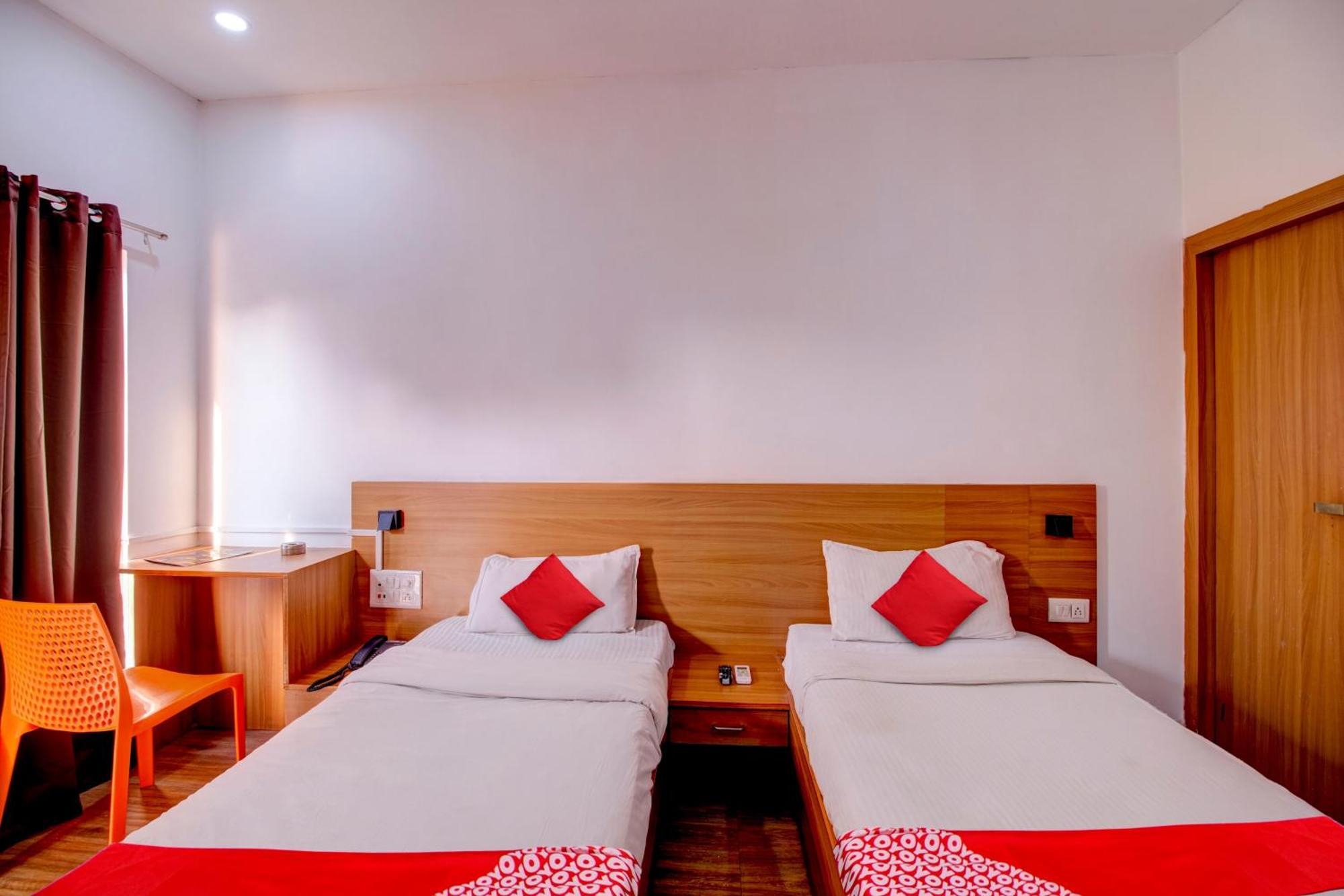 Hotel O Hill View Residency Near Aca Stadium غاواهاتي المظهر الخارجي الصورة