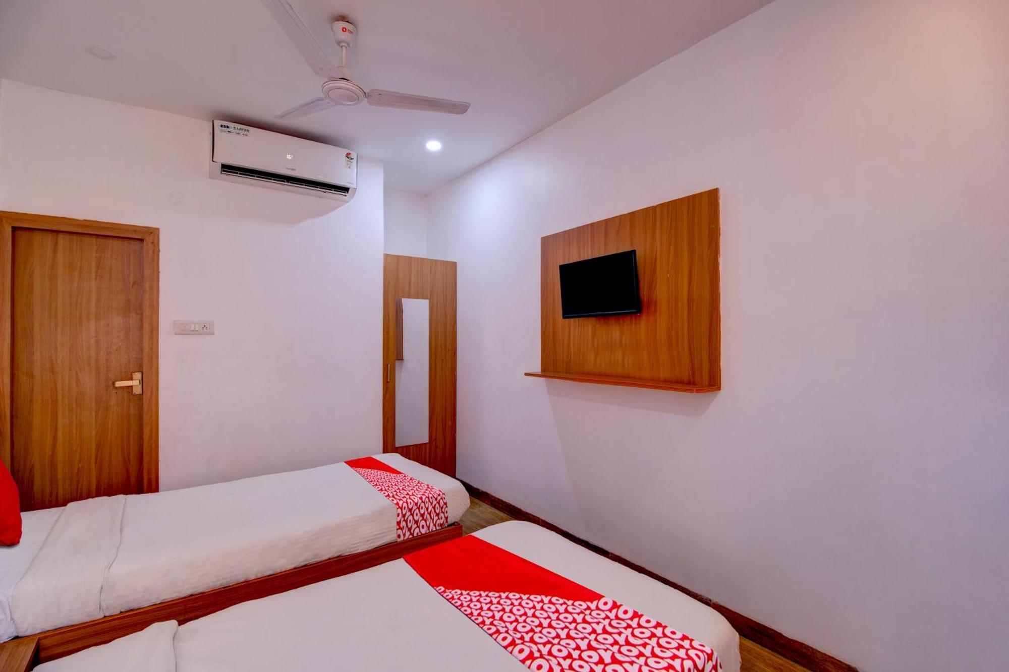 Hotel O Hill View Residency Near Aca Stadium غاواهاتي المظهر الخارجي الصورة