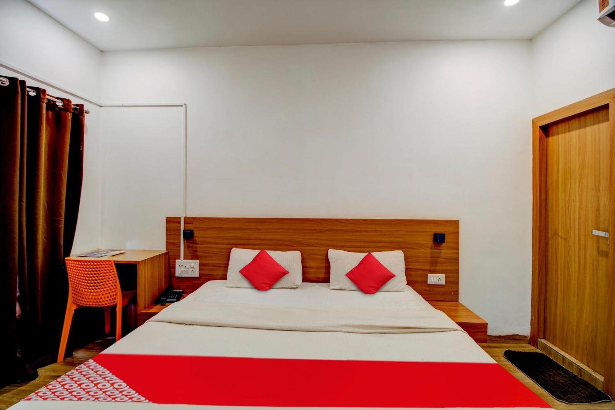 Hotel O Hill View Residency Near Aca Stadium غاواهاتي المظهر الخارجي الصورة